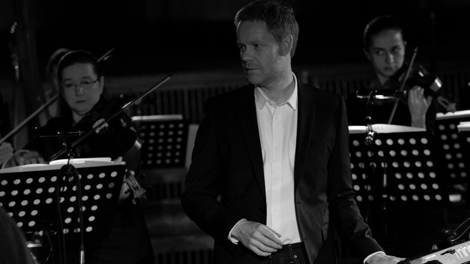 Max Richter and the Max Richter Ensemble perform Voices and…