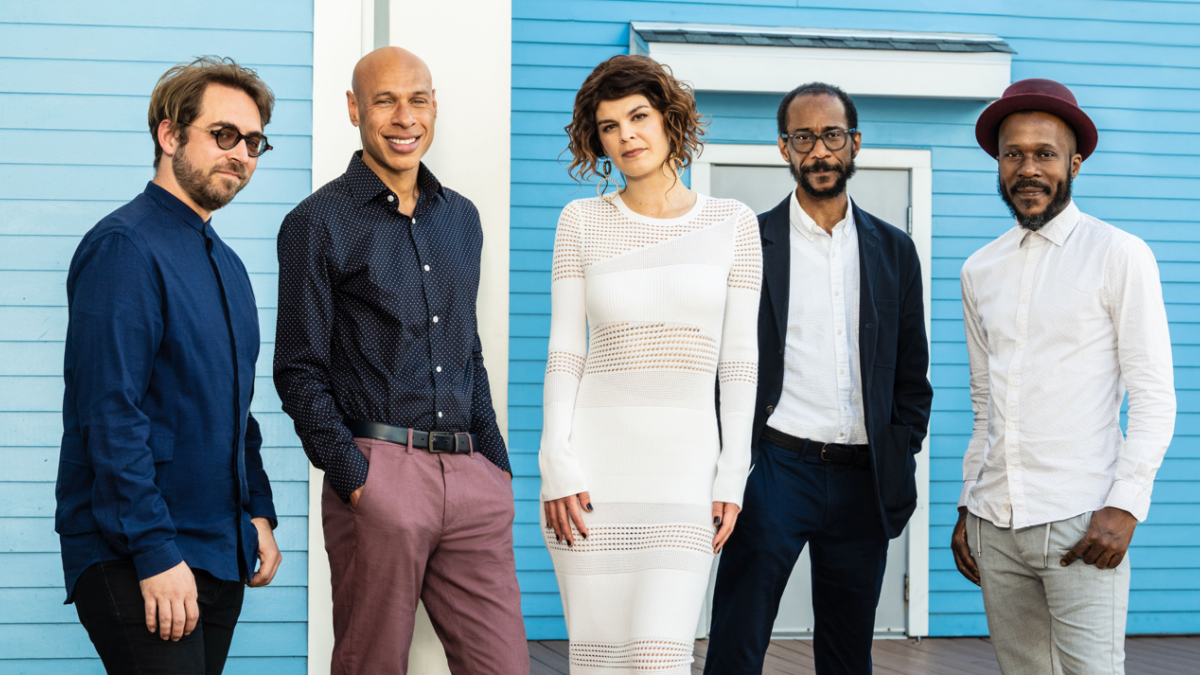 Joshua Redman Group featuring Gabrielle Cavassa - Théâtre Maisonneuve